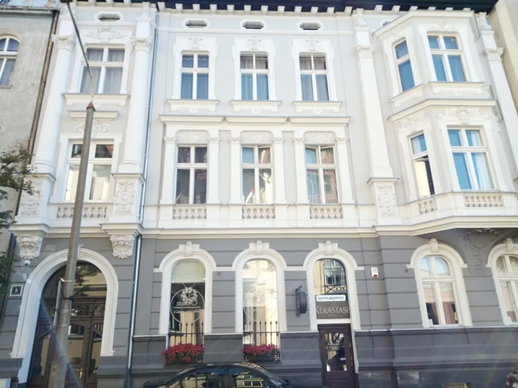 Renovated facade 5 Krasinskiego