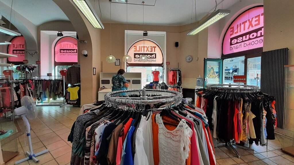 Second hand clothing shop Textile house in Prague
