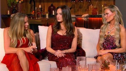 Whitney Rose, Meredith Marks and Lisa Barlow seated together on the reunion couch